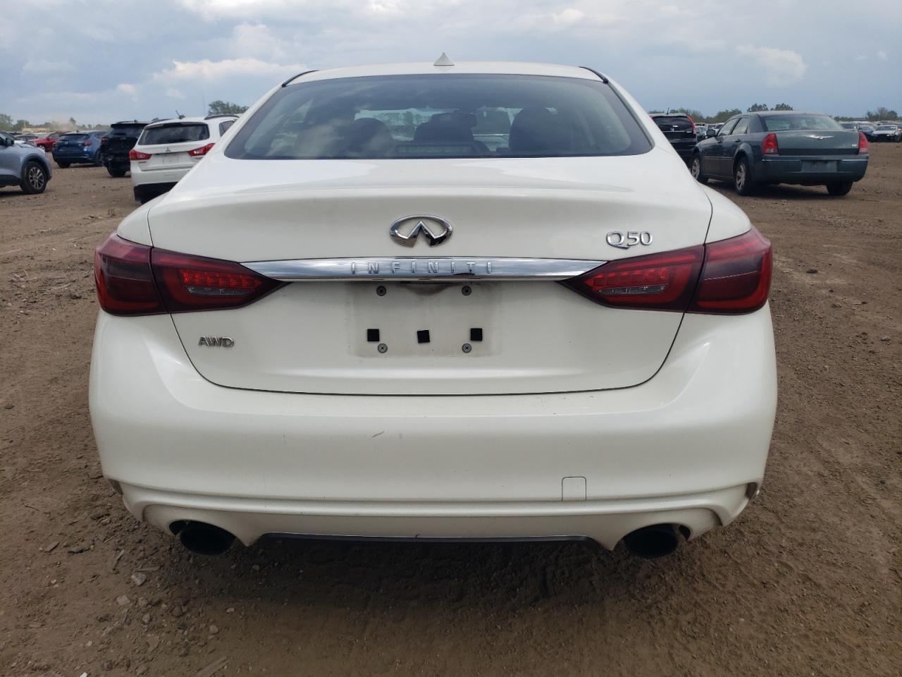 JN1EV7AR1JM434485 2018 Infiniti Q50 Luxe