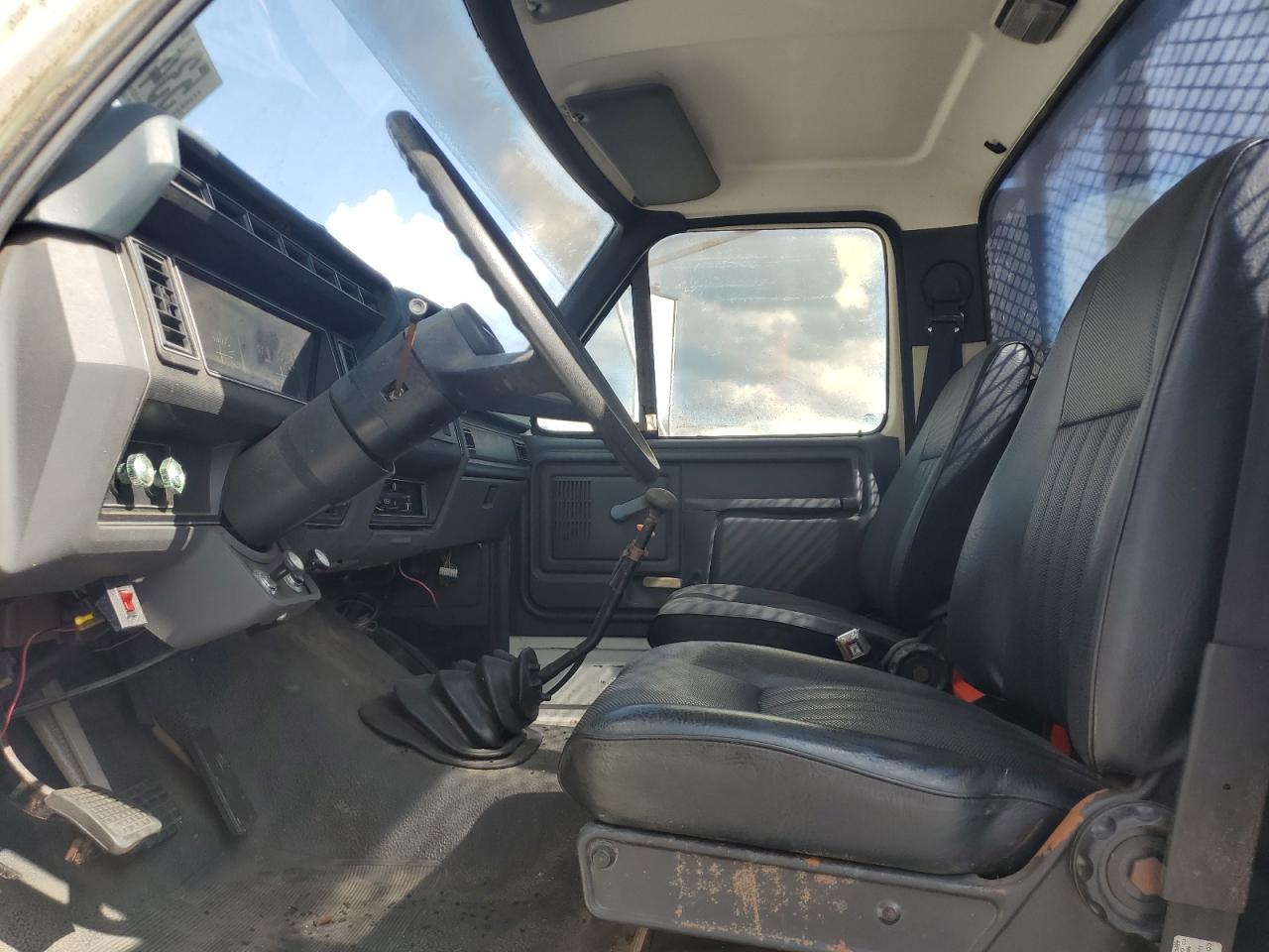 1FDXF7081PVA38566 1993 Ford F700