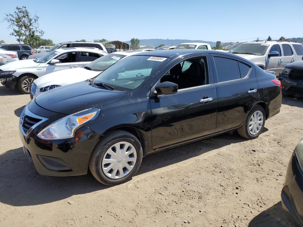 3N1CN7AP1JL859480 2018 Nissan Versa S