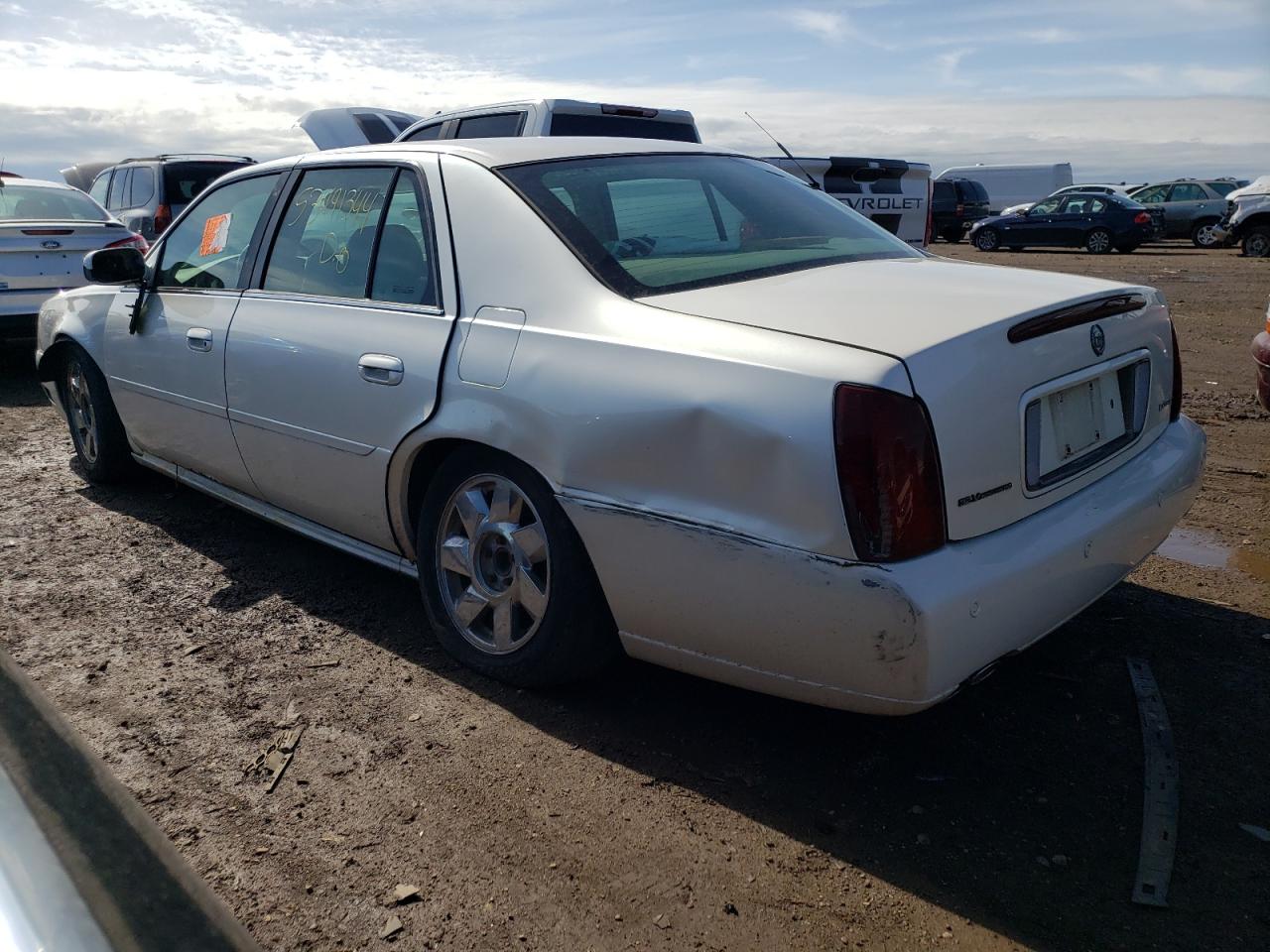 1G6KF5799YU339646 2000 Cadillac Deville Dts