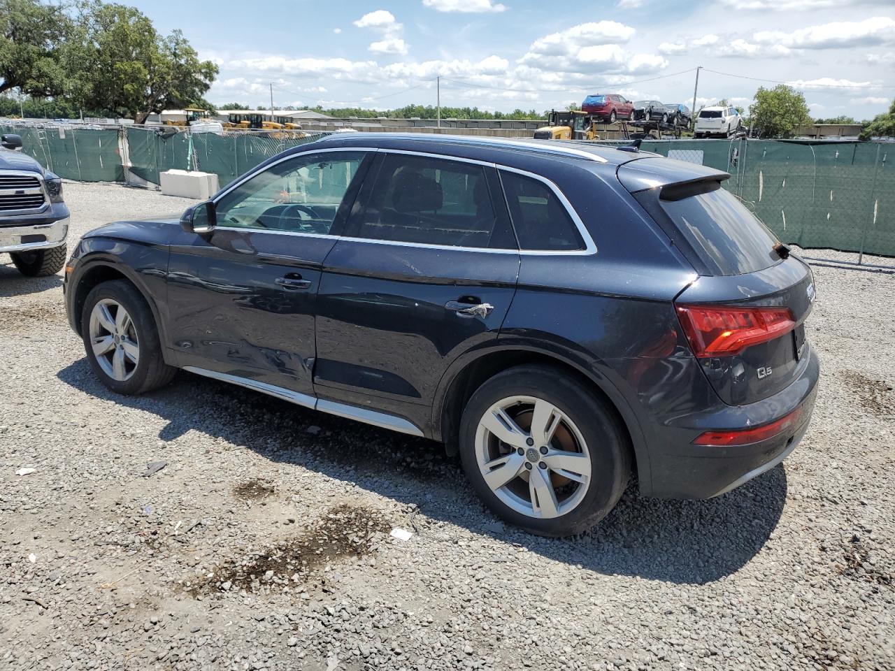 2018 Audi Q5 Premium Plus vin: WA1BNAFY5J2026185