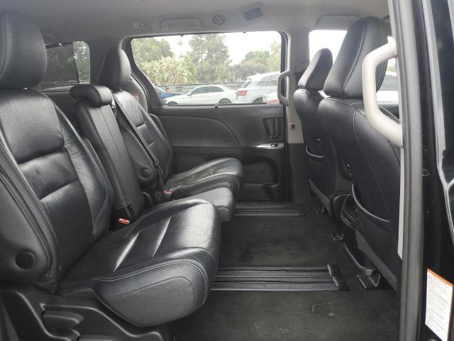 2017 TOYOTA SIENNA SE 5TDXZ3DC3HS786105