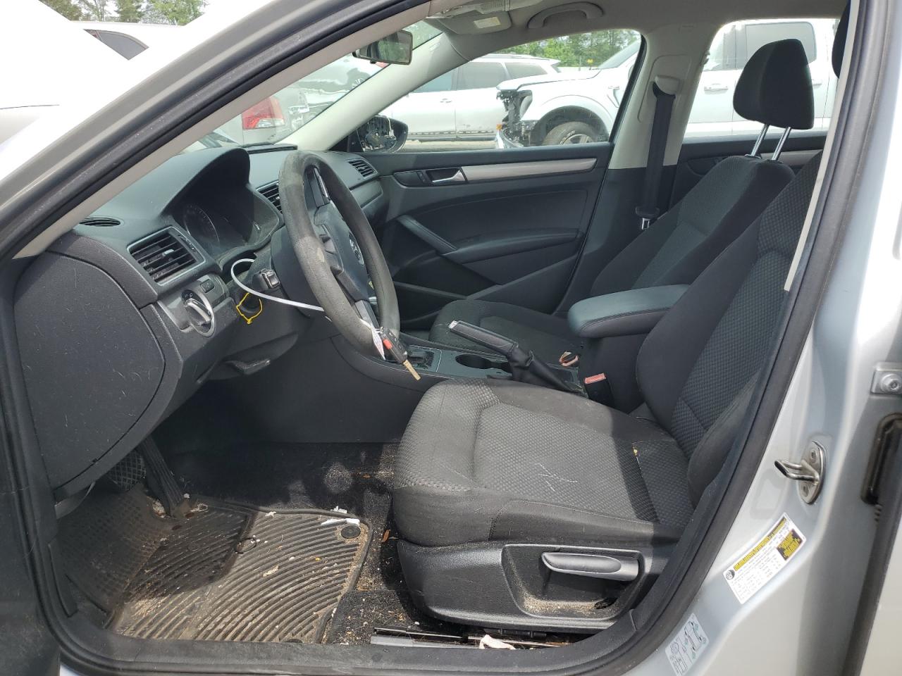 1VWAP7A33CC014704 2012 Volkswagen Passat S