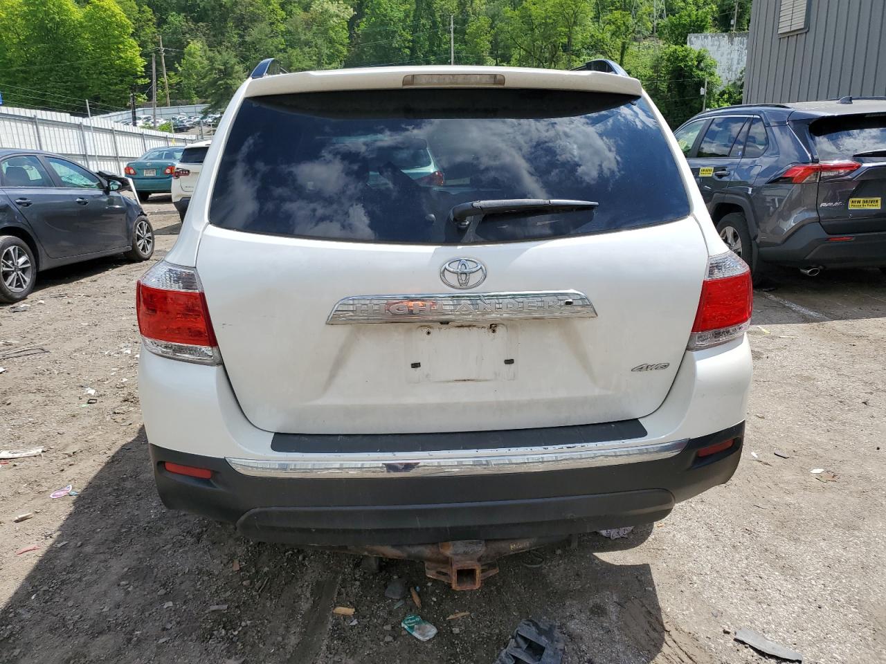 5TDBK3EH3DS190995 2013 Toyota Highlander Base