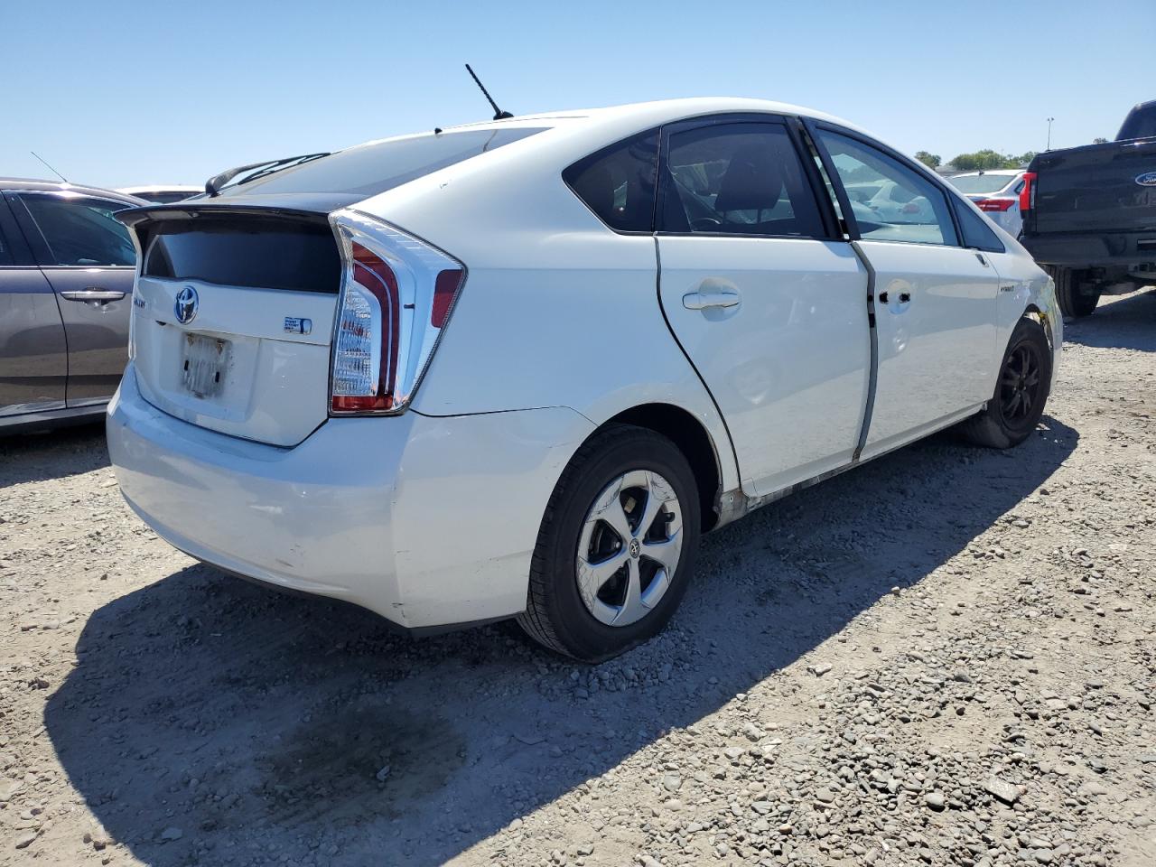 JTDKN3DUXF0464169 2015 Toyota Prius