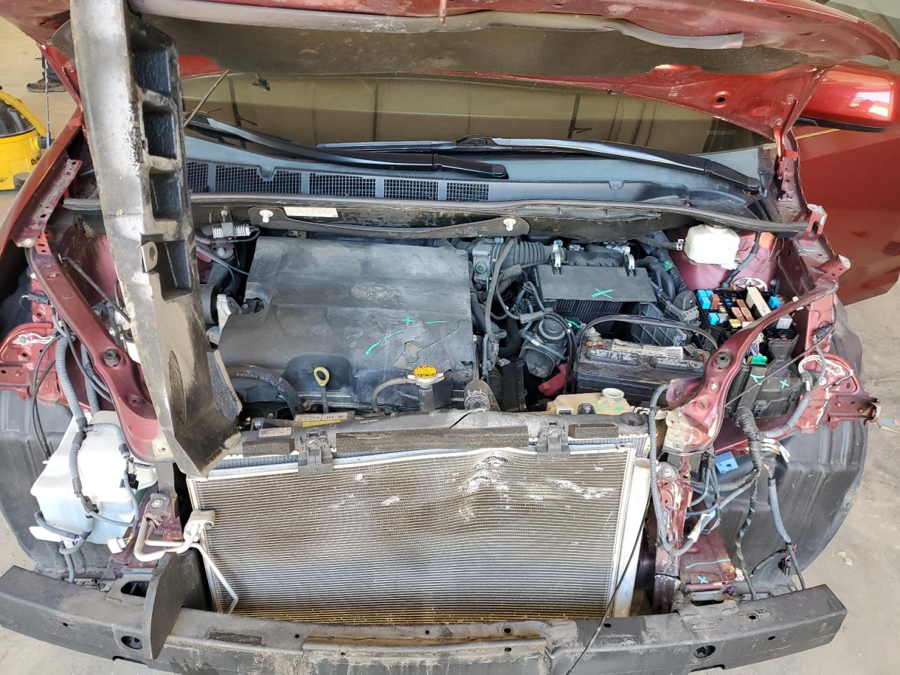 5TDYK3DCXES454473 2014 Toyota Sienna Xle