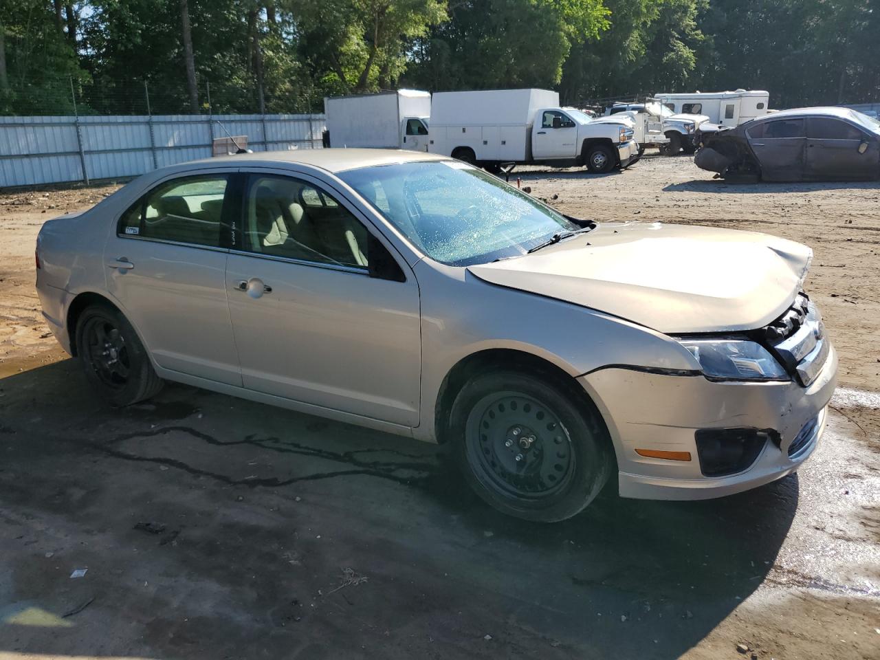 3FAHP0HG3AR417815 2010 Ford Fusion Se