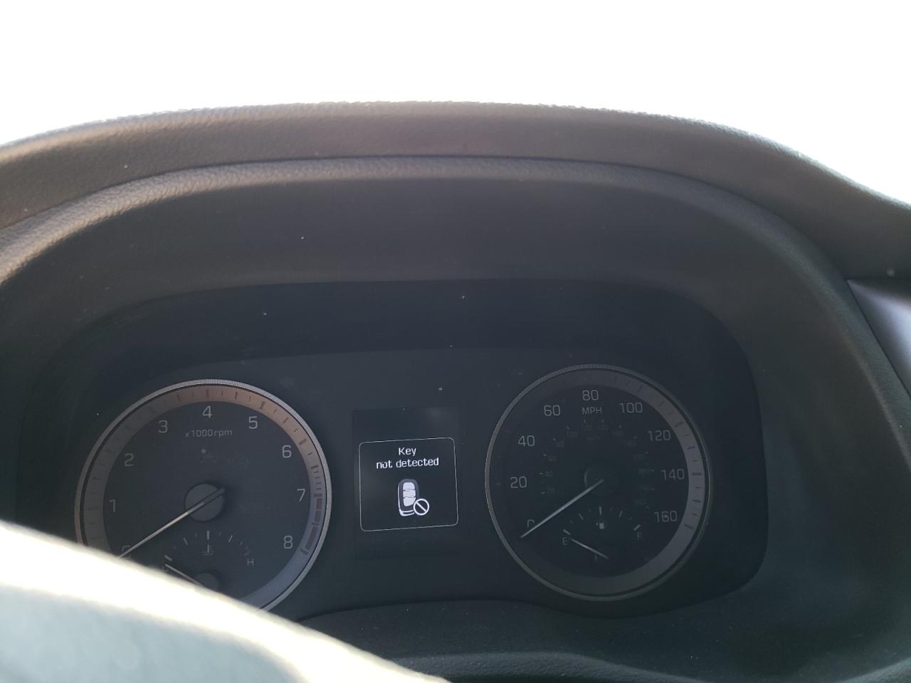 KM8J3CA21JU688514 2018 Hyundai Tucson Value