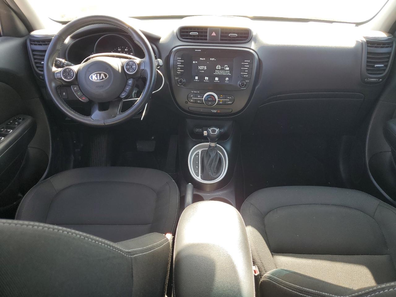 KNDJP3A58K7670398 2019 Kia Soul +