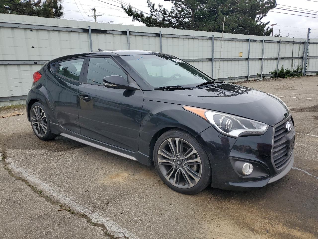 KMHTC6AEXGU275231 2016 Hyundai Veloster Turbo