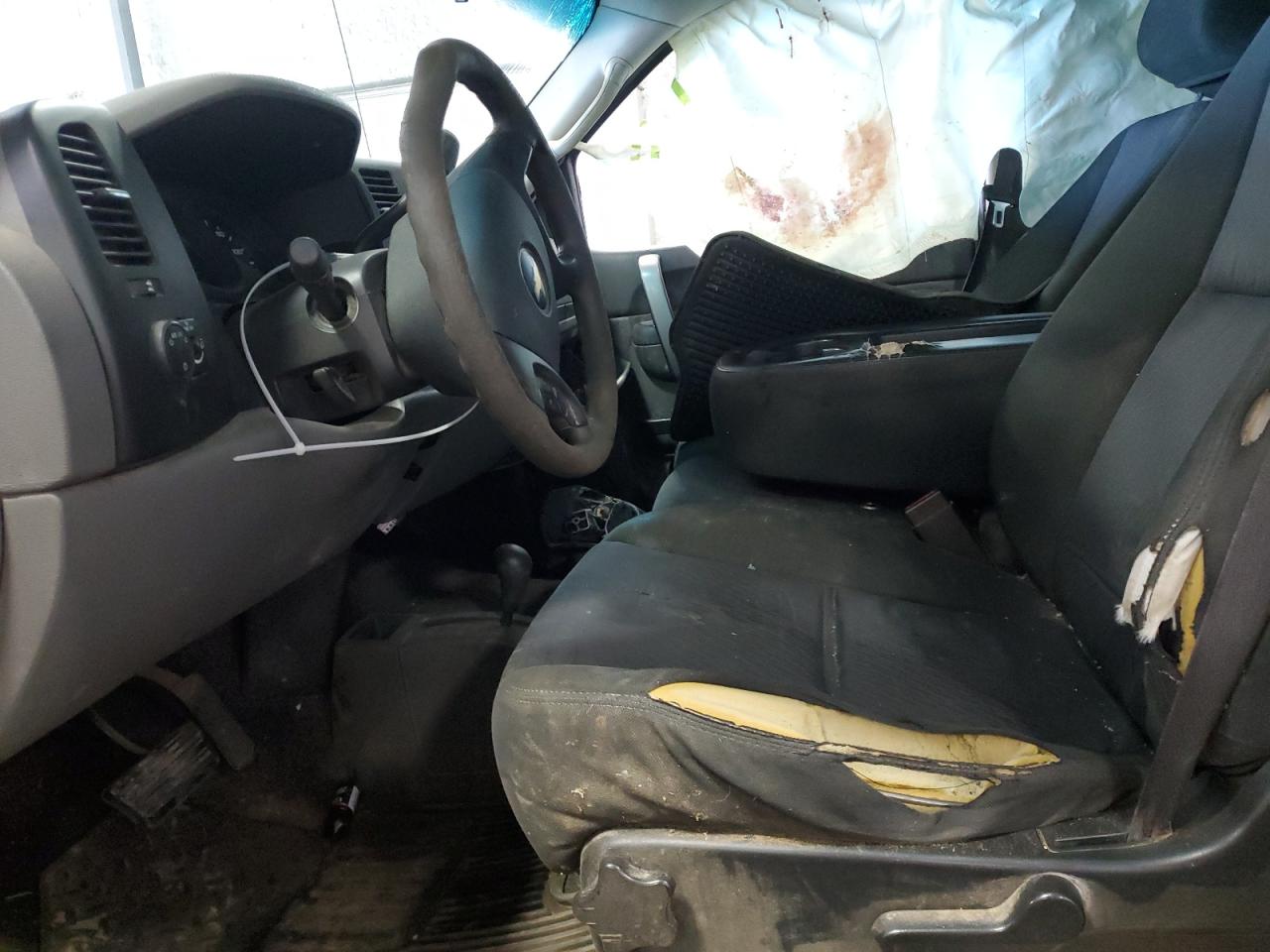 3GCRKREA4AG140394 2010 Chevrolet Silverado K1500 Ls