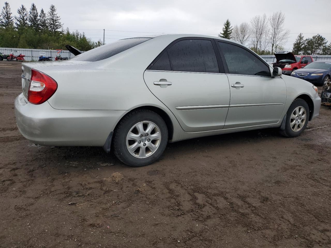 JTDBF32K530142887 2003 Toyota Camry Le