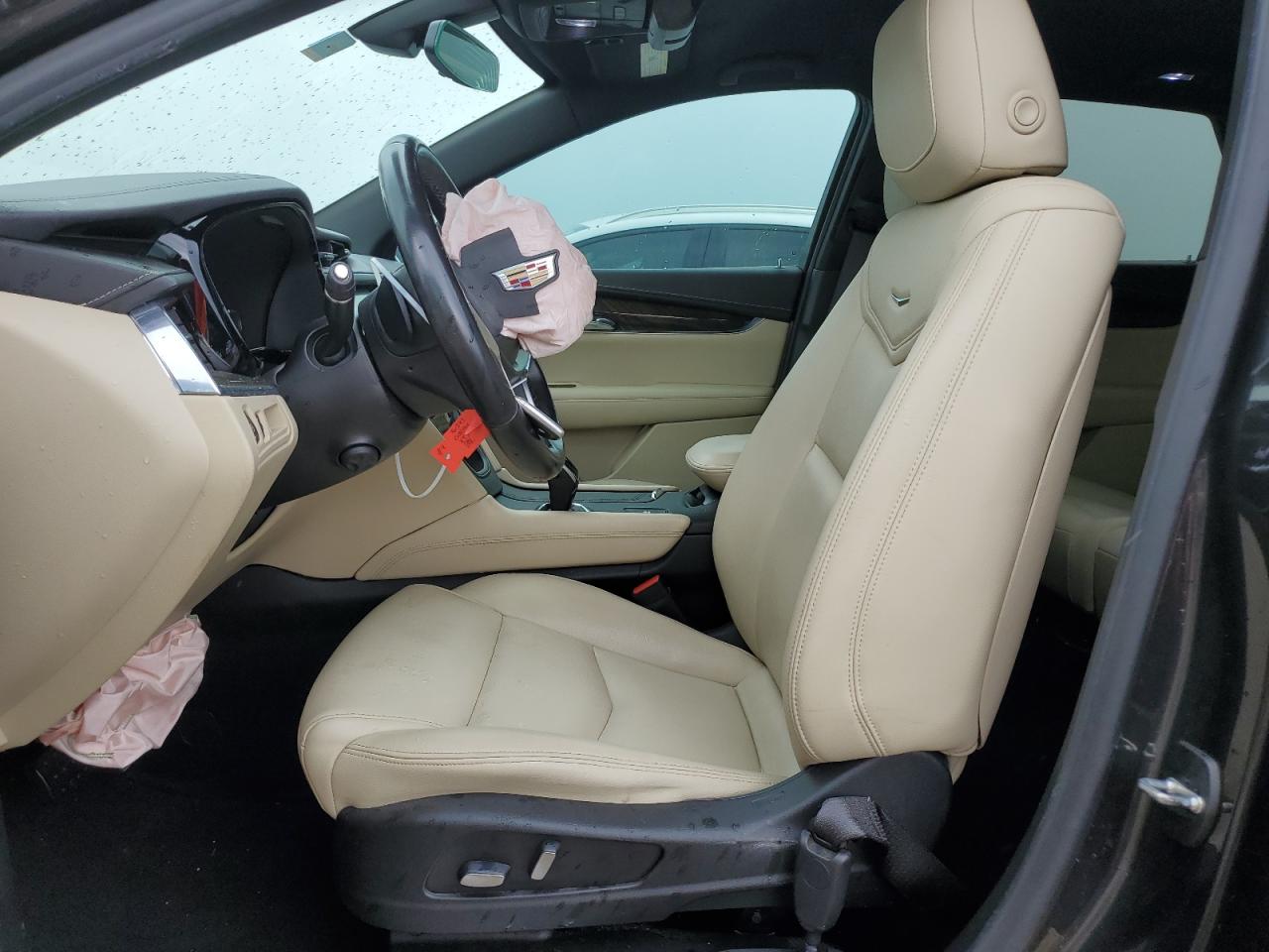 1GYKNARSXKZ145723 2019 Cadillac Xt5