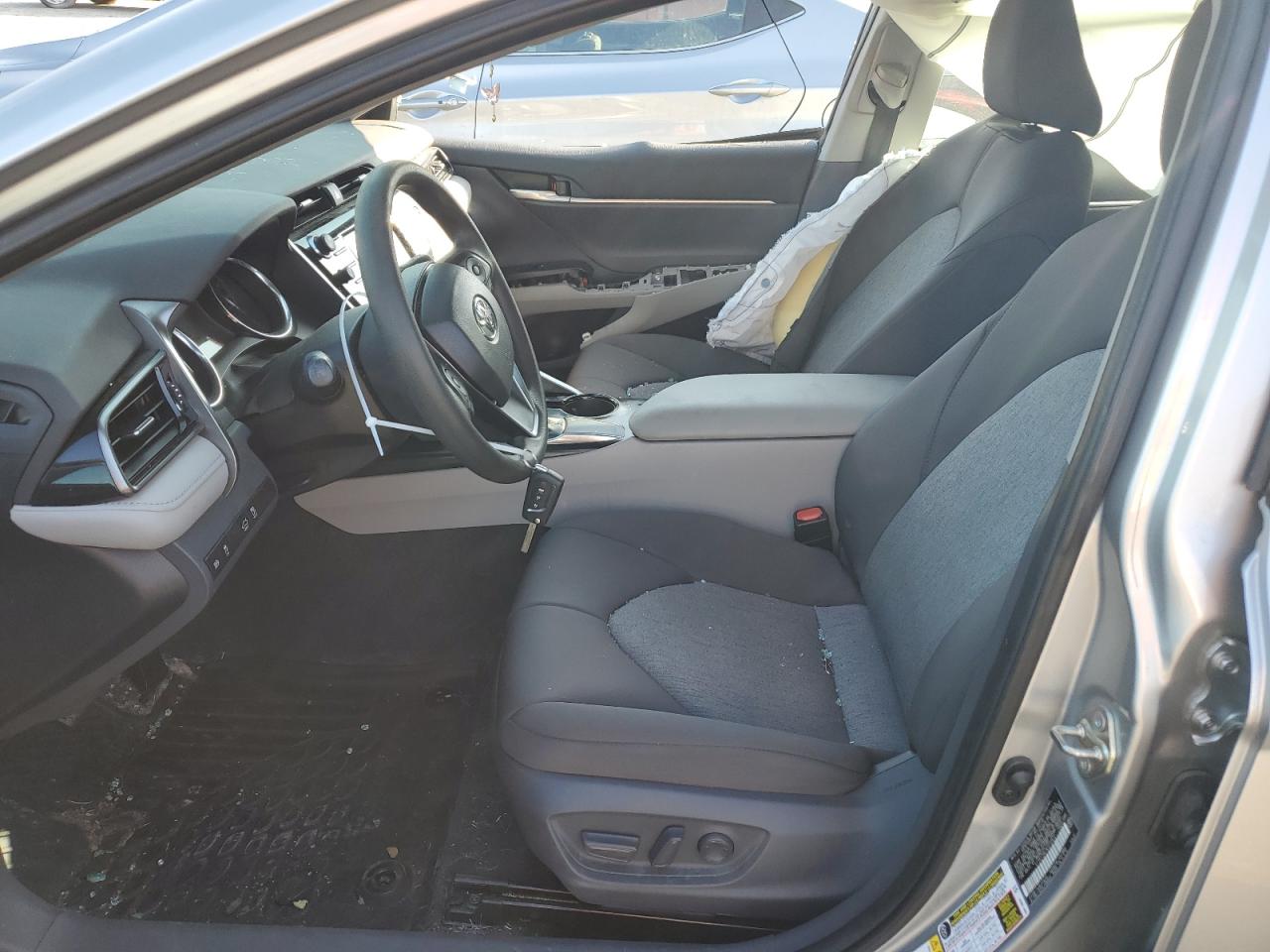 4T1B11HK1KU232812 2019 Toyota Camry L