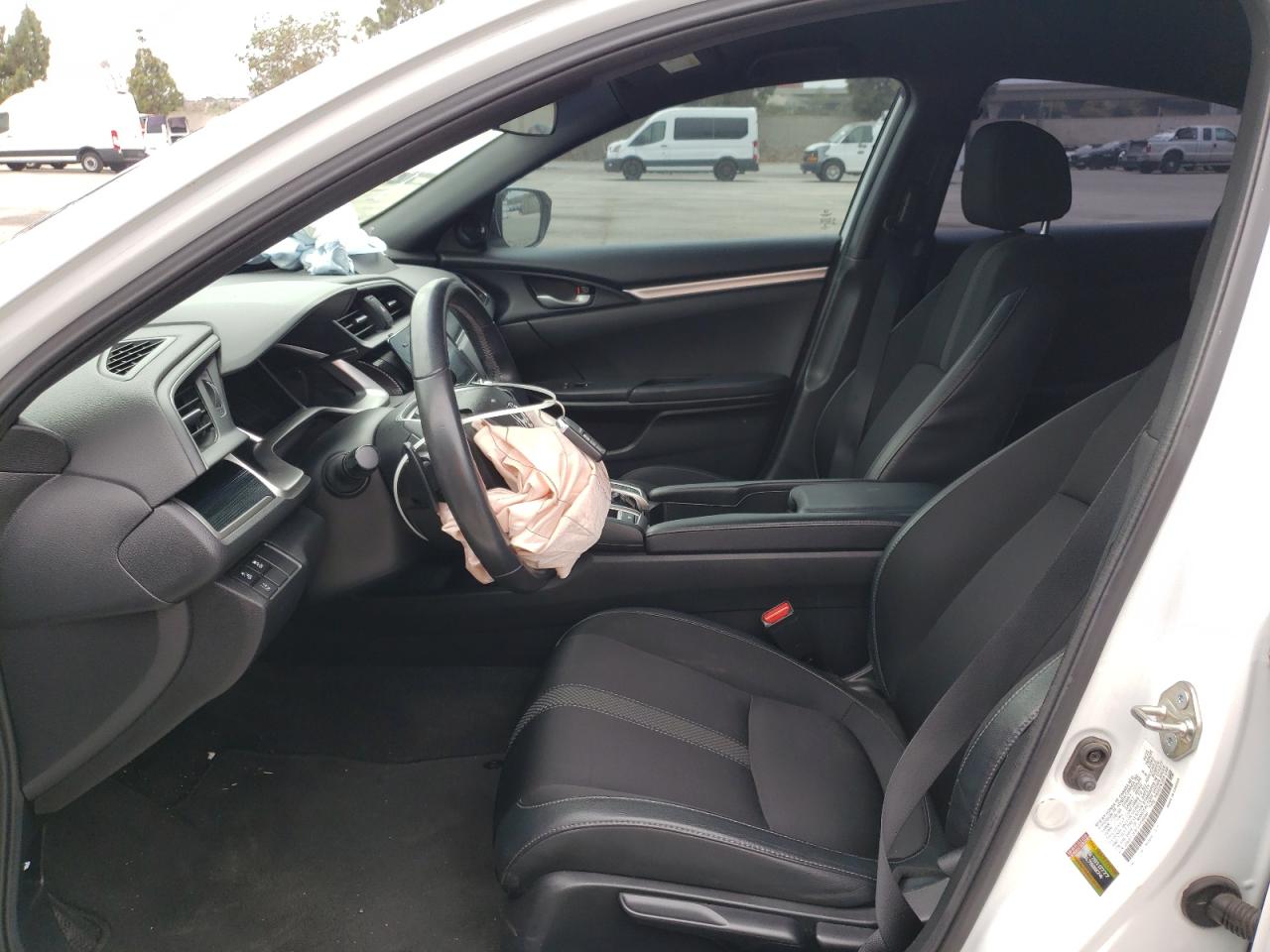 2HGFC2F87LH586580 2020 Honda Civic Sport