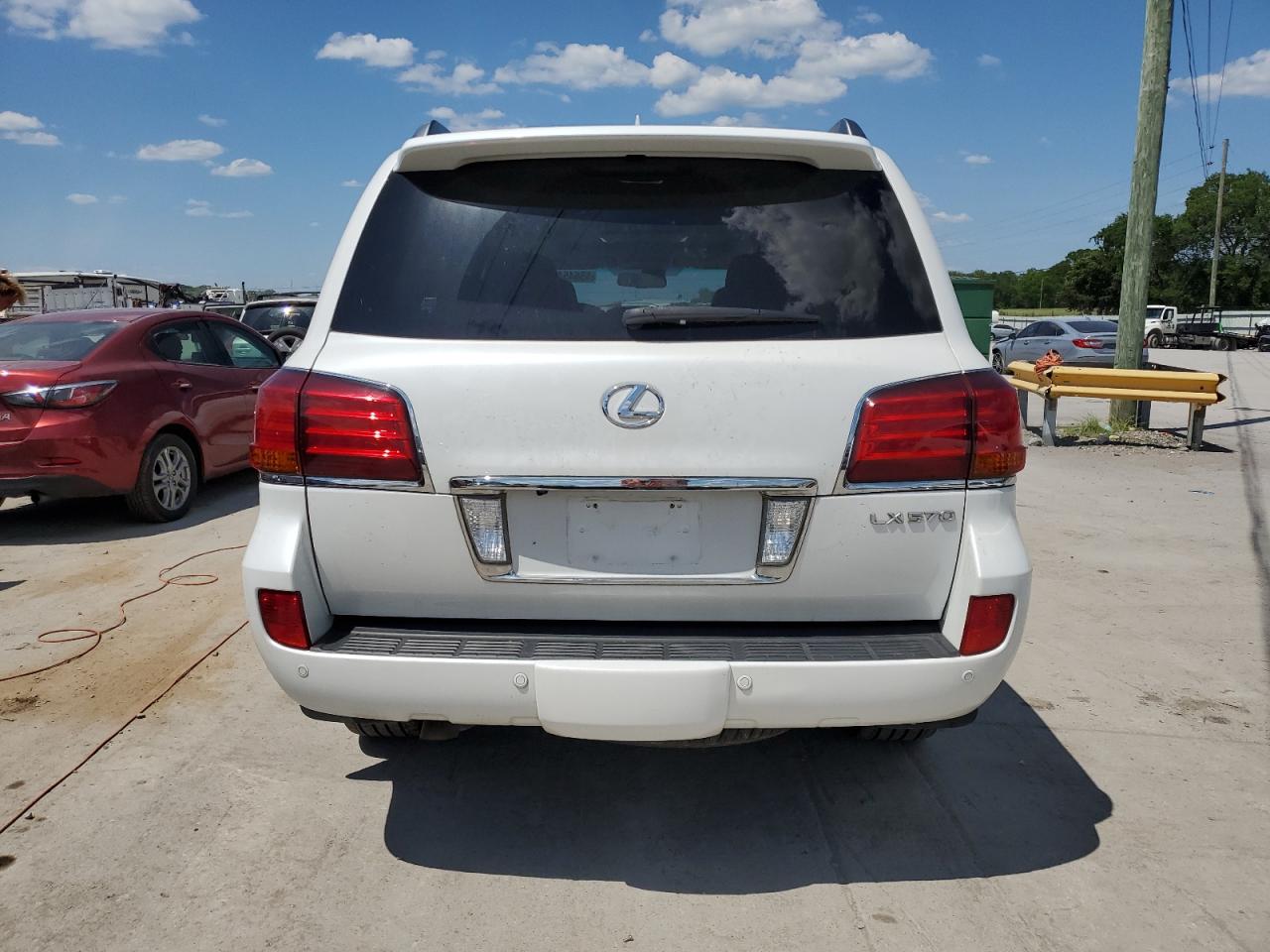 JTJHY7AXXB4081582 2011 Lexus Lx 570
