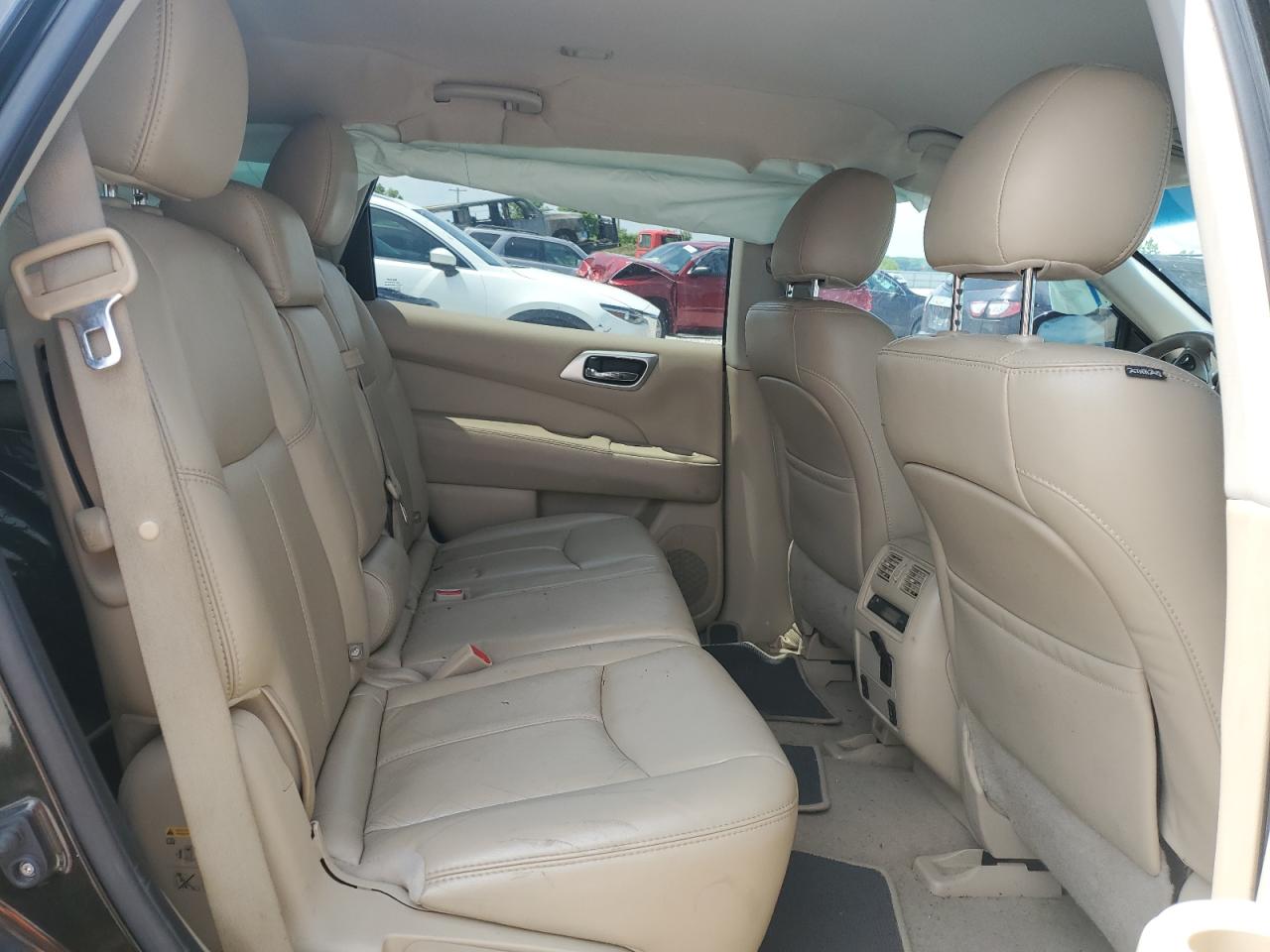 5N1AR2MN3FC713263 2015 Nissan Pathfinder S