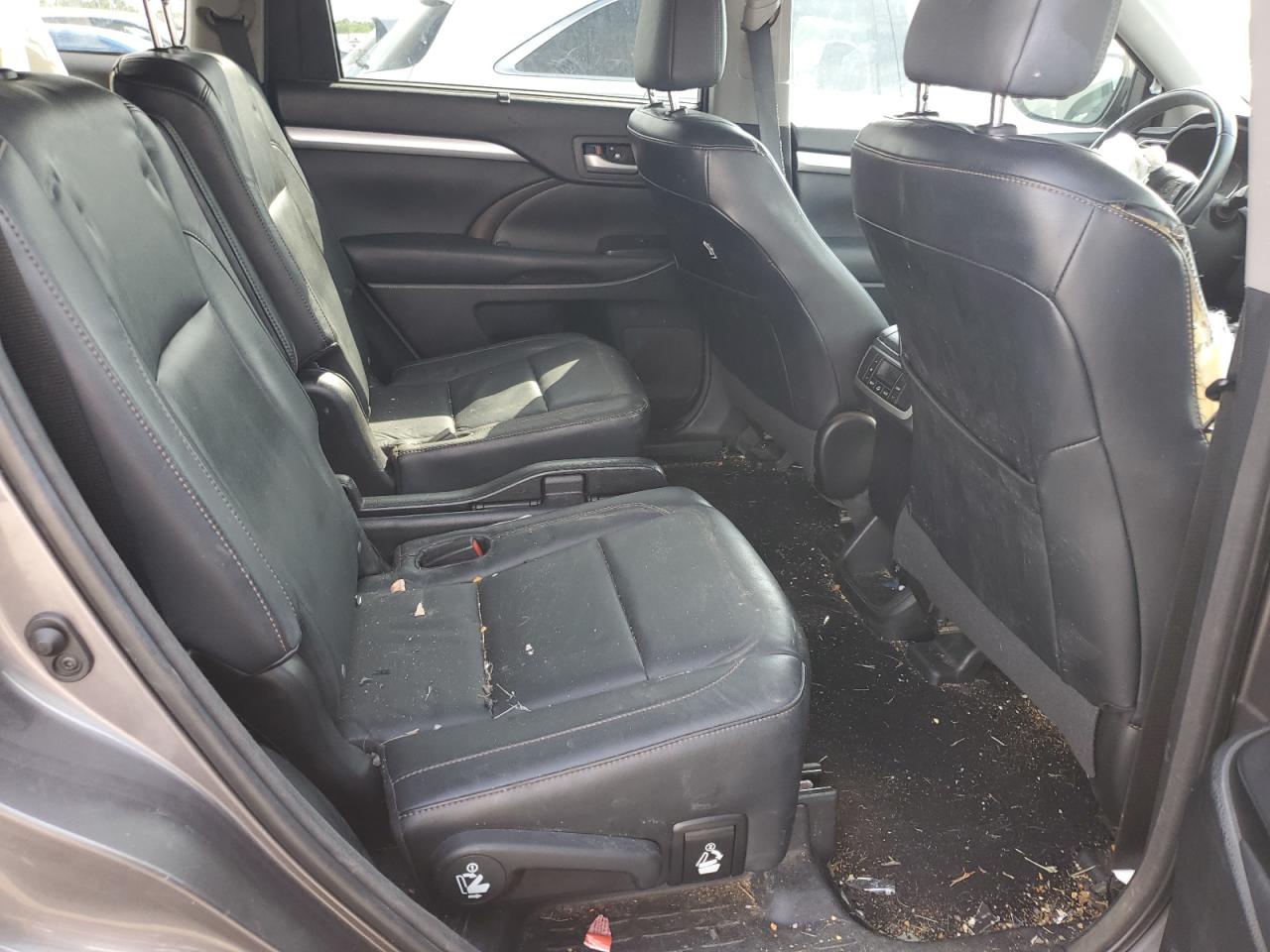 5TDJKRFH2FS146101 2015 Toyota Highlander Xle