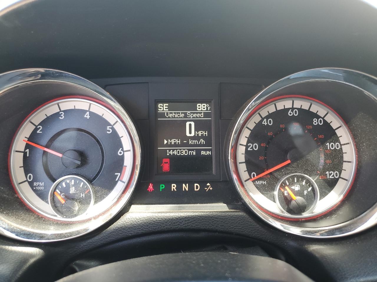 2C4RDGCG0ER321319 2014 Dodge Grand Caravan Sxt