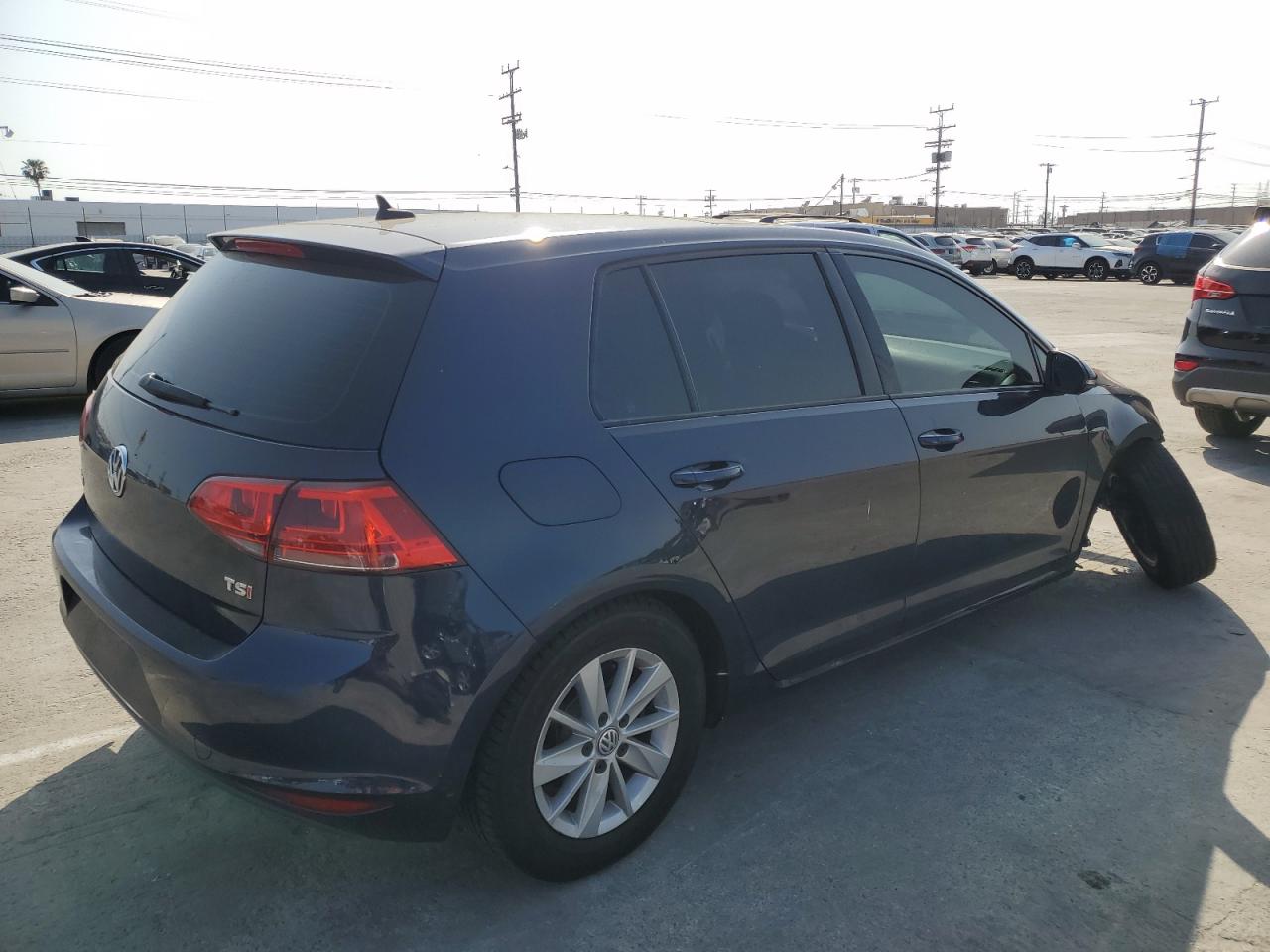 2015 Volkswagen Golf vin: 3VW117AU9FM101262