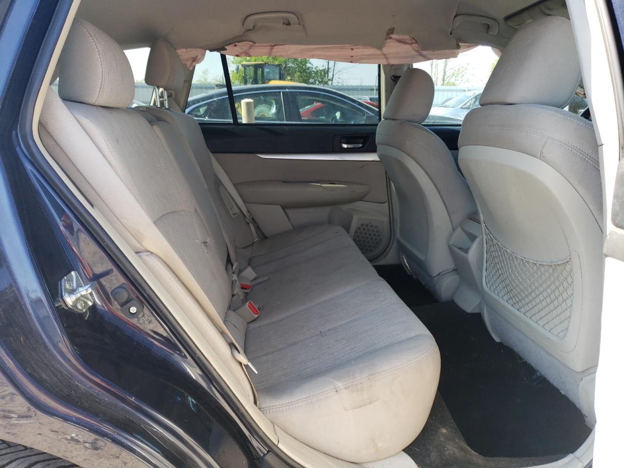 4S4BRBCC9D3276810 2013 Subaru Outback 2.5I Premium