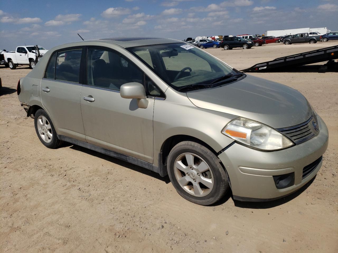 3N1BC11E28L362140 2008 Nissan Versa S