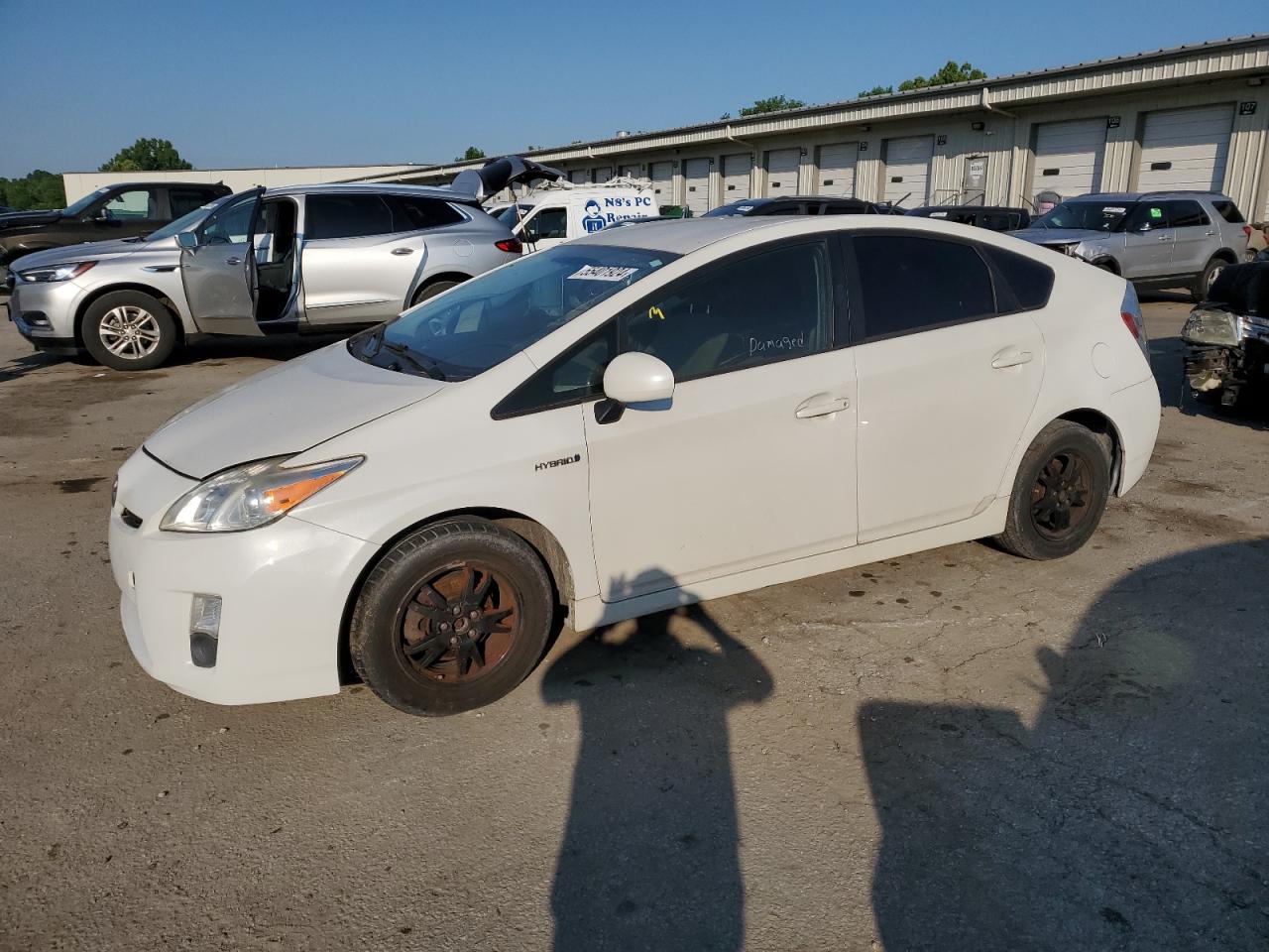 JTDKN3DU4B0285569 2011 Toyota Prius