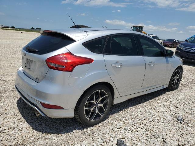 Vin: 1fadp3k24fl274800, lot: 57244504, ford focus se 20153