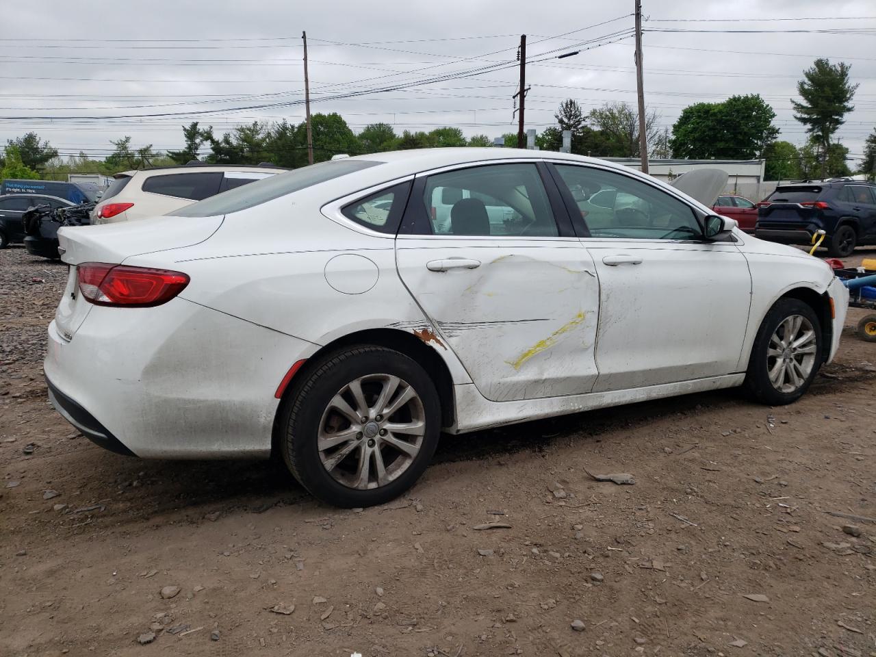 2015 Chrysler 200 Limited vin: 1C3CCCAB1FN735866