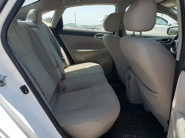 2015 Nissan Sentra - Image 10