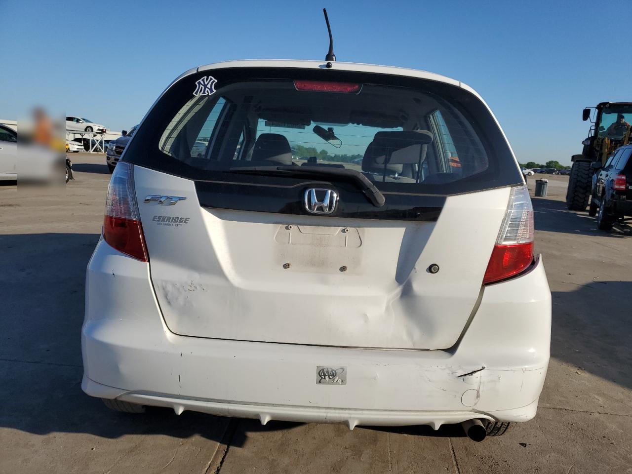 JHMGE8H21AS000792 2010 Honda Fit