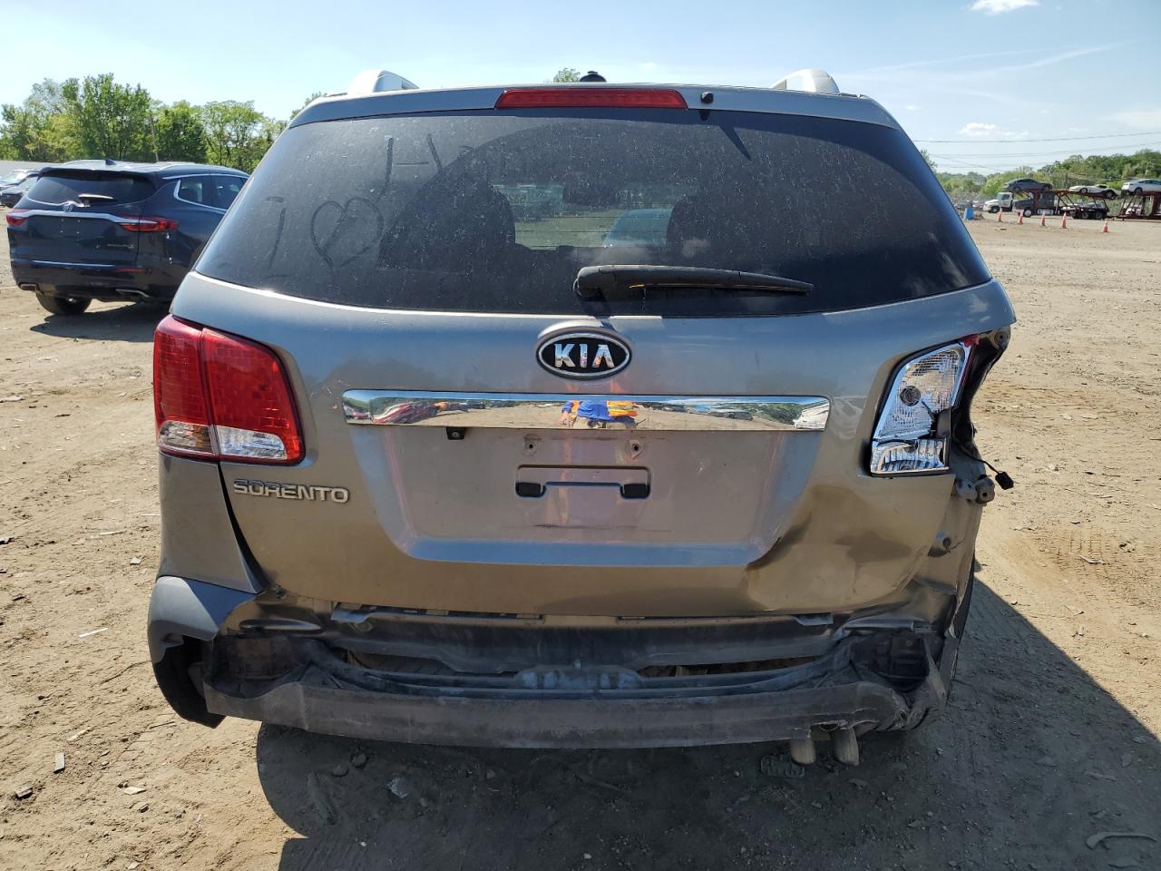 5XYKT4A16BG018479 2011 Kia Sorento Base