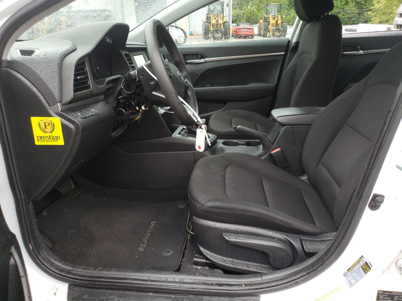 5NPD74LF1KH488949 2019 Hyundai Elantra Se