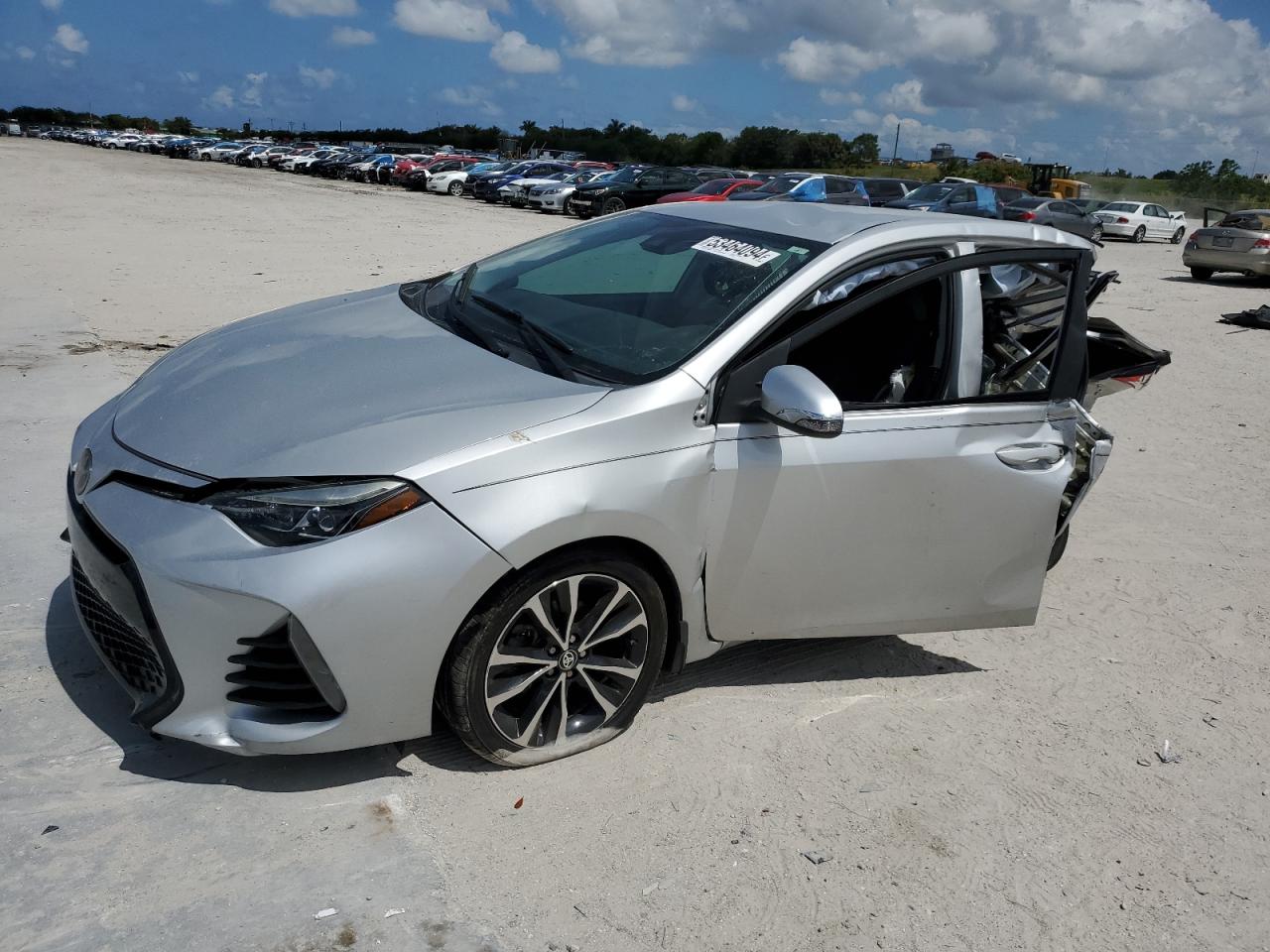 5YFBURHE8JP808301 2018 Toyota Corolla L