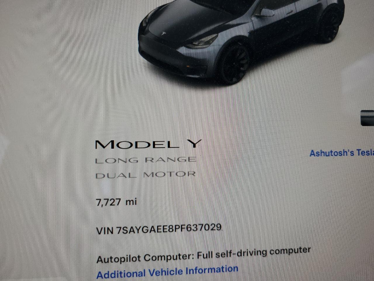 7SAYGAEE8PF637029 2023 Tesla Model Y