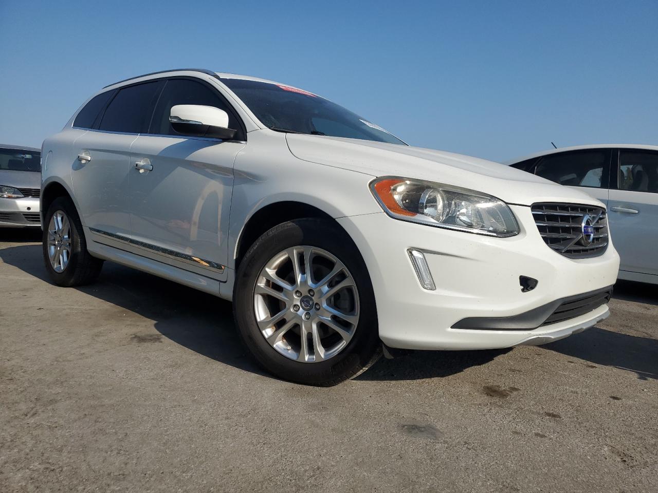 YV440MDB9F2614690 2015 Volvo Xc60 T5 Premier