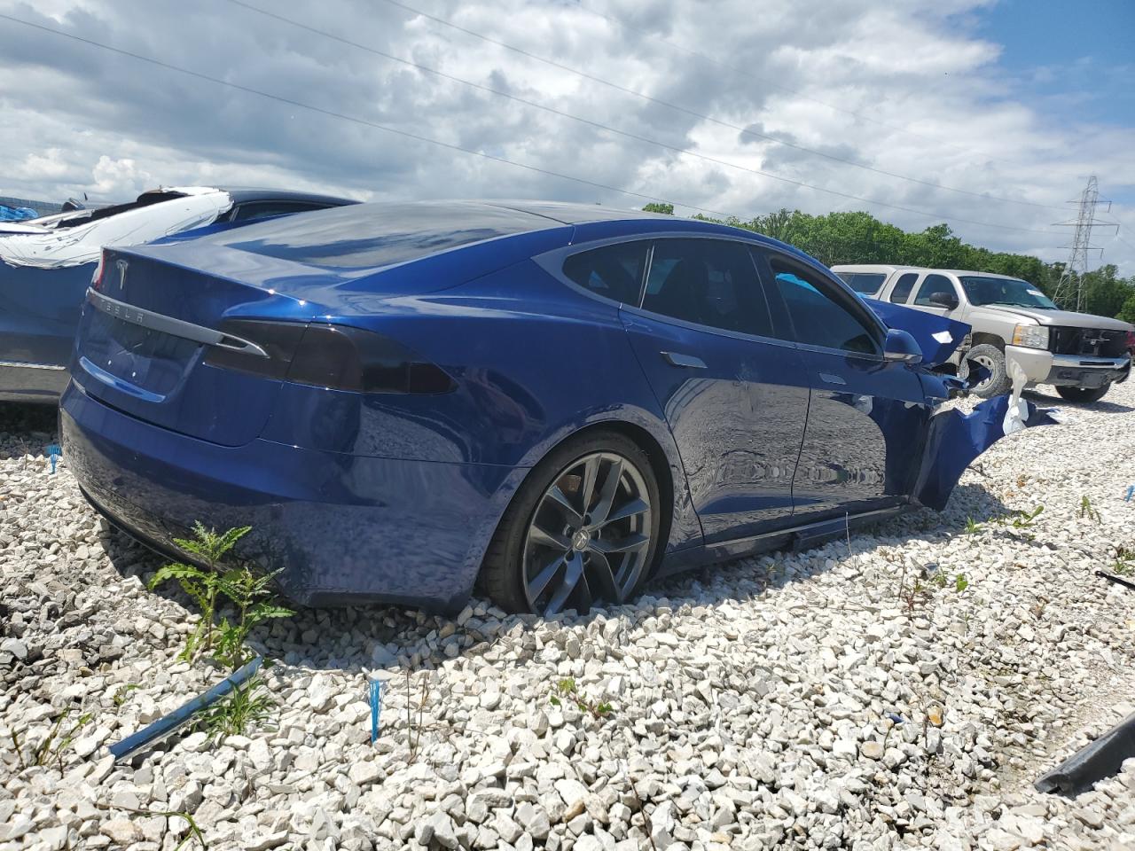 2020 Tesla Model S vin: 5YJSA1E2XLF364115