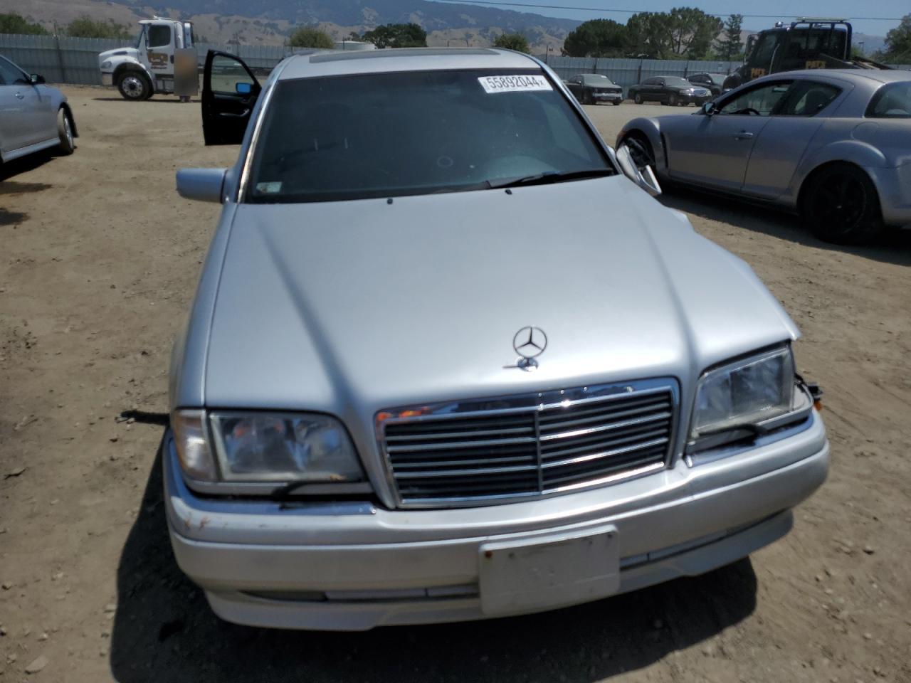 WDBHM36EXTF437984 1996 Mercedes-Benz C 36