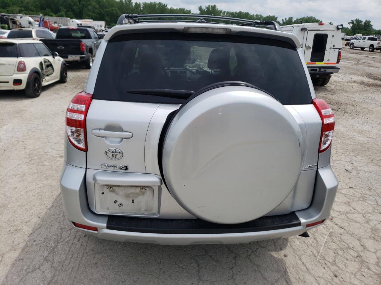 2T3BF4DVXBW110184 2011 Toyota Rav4