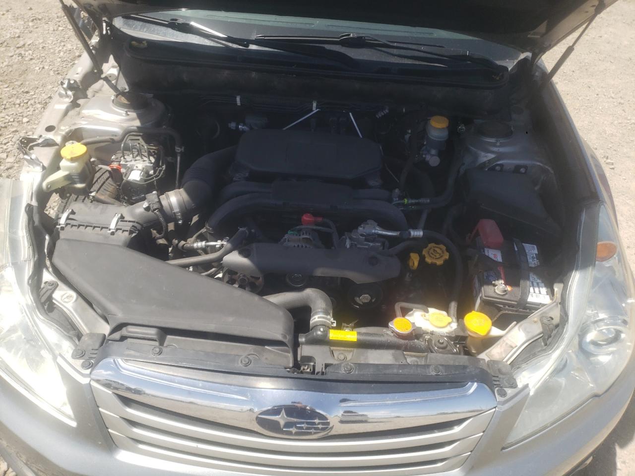 4S4BRBGC7B3339801 2011 Subaru Outback 2.5I Premium