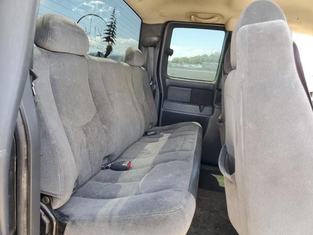 2005 GMC New Sierra K1500 VIN: 2GTEK19VX51226241 Lot: 53758564