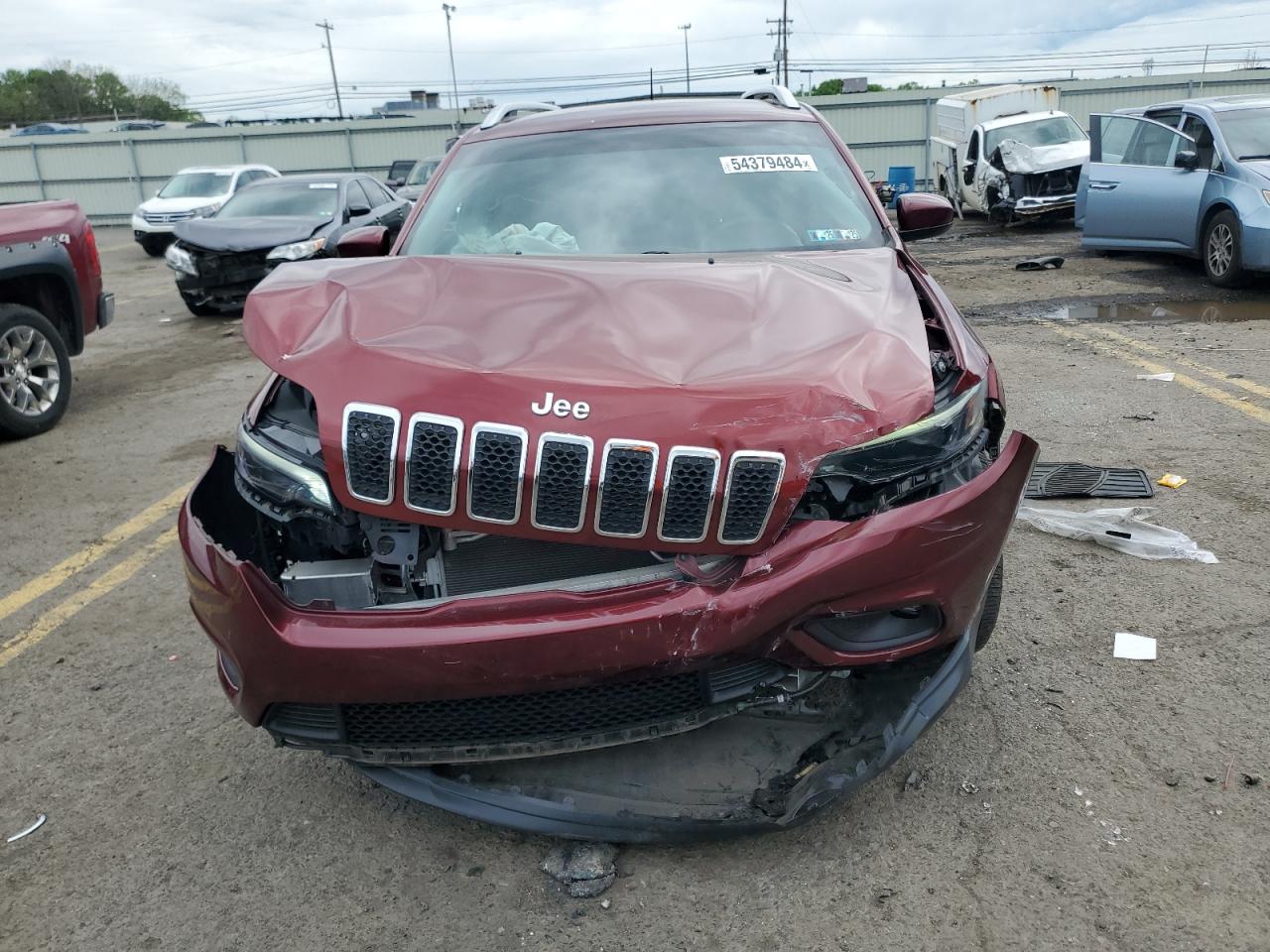 1C4PJLCB5KD248153 2019 Jeep Cherokee Latitude