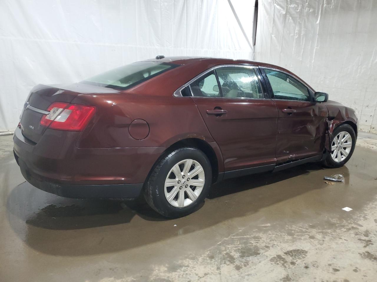 1FAHP2DW9AG126767 2010 Ford Taurus Se