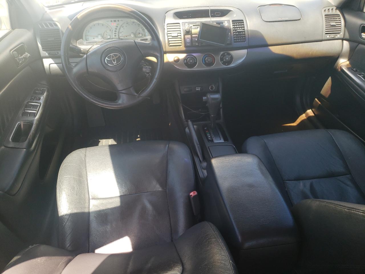 4T1BE32K74U819799 2004 Toyota Camry Le