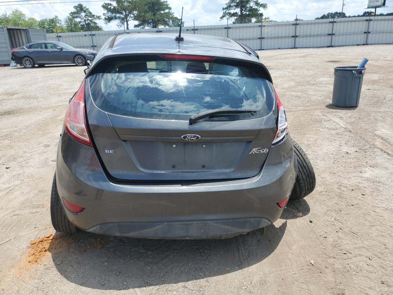 3FADP4EJ4GM198021 2016 Ford Fiesta Se