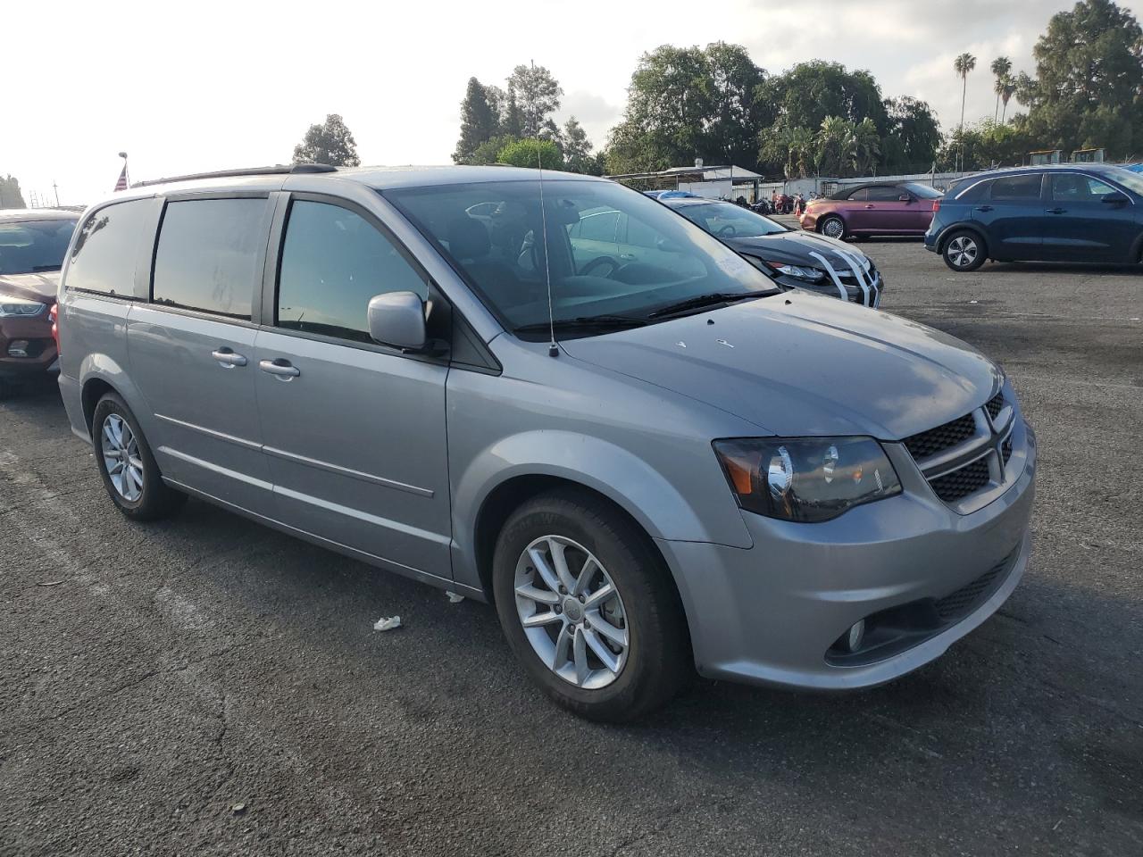 2C4RDGEG9GR339866 2016 Dodge Grand Caravan R/T