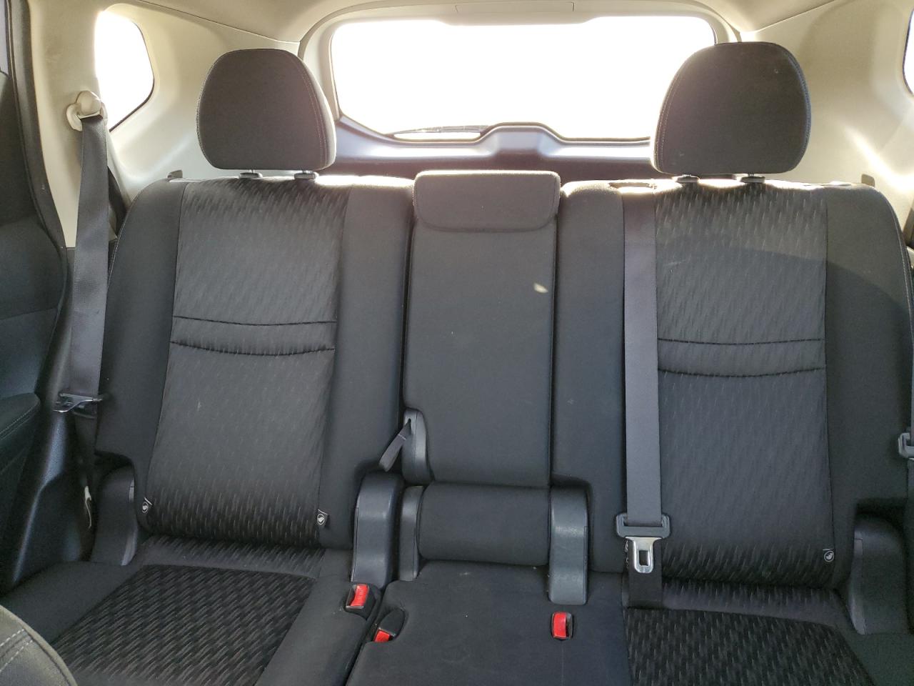 KNMAT2MT1HP551777 2017 Nissan Rogue S