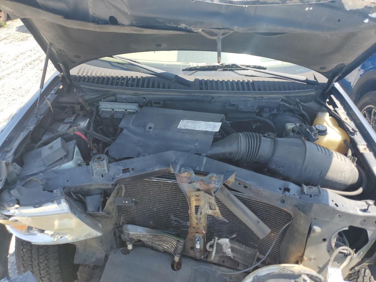 1FMPU16555LA50518 2005 Ford Expedition Xlt