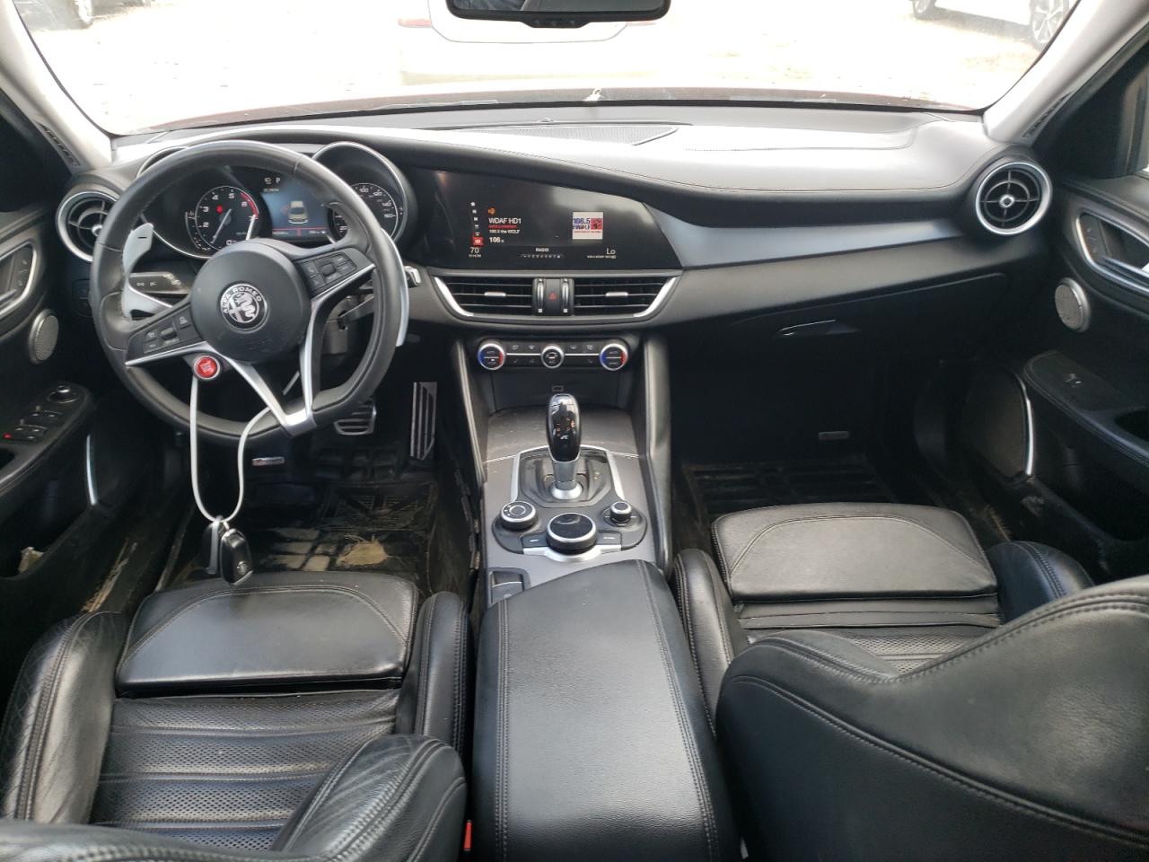ZARFAEEN3J7566693 2018 Alfa Romeo Giulia Ti Q4