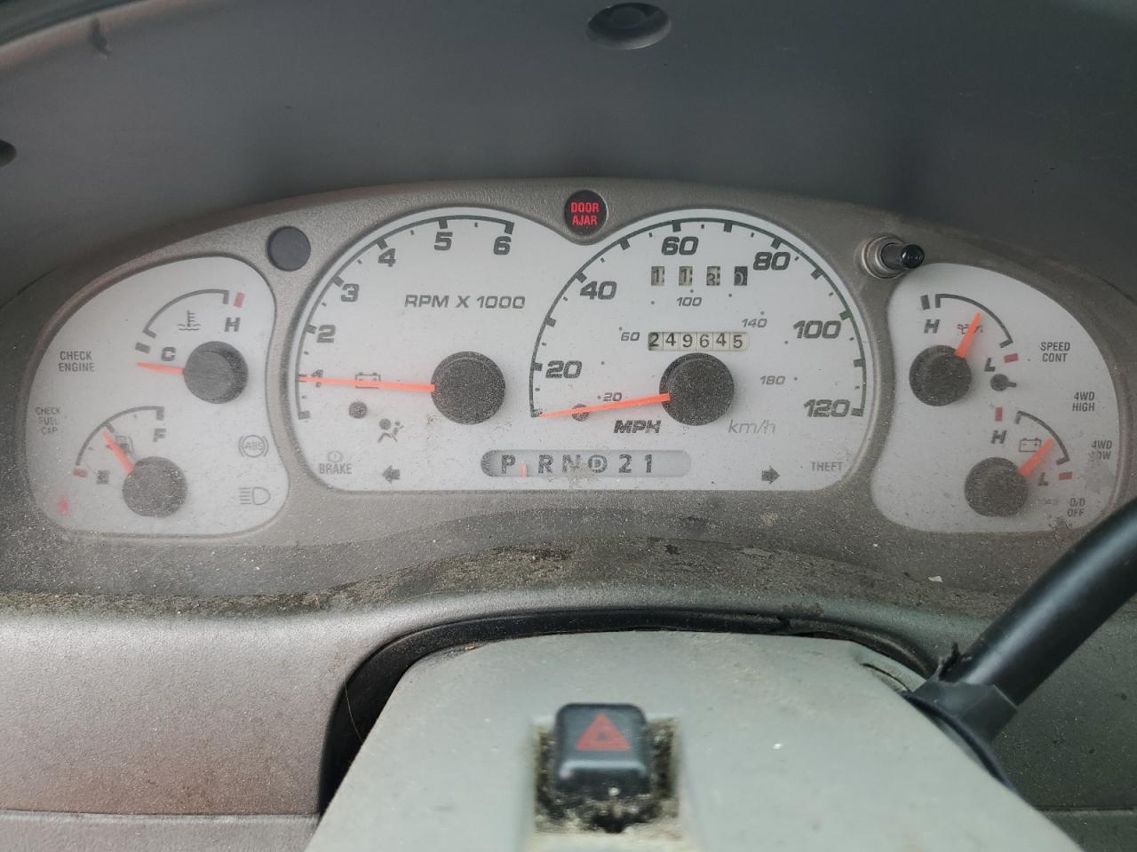 1FMZU77EX3UA80213 2003 Ford Explorer Sport Trac